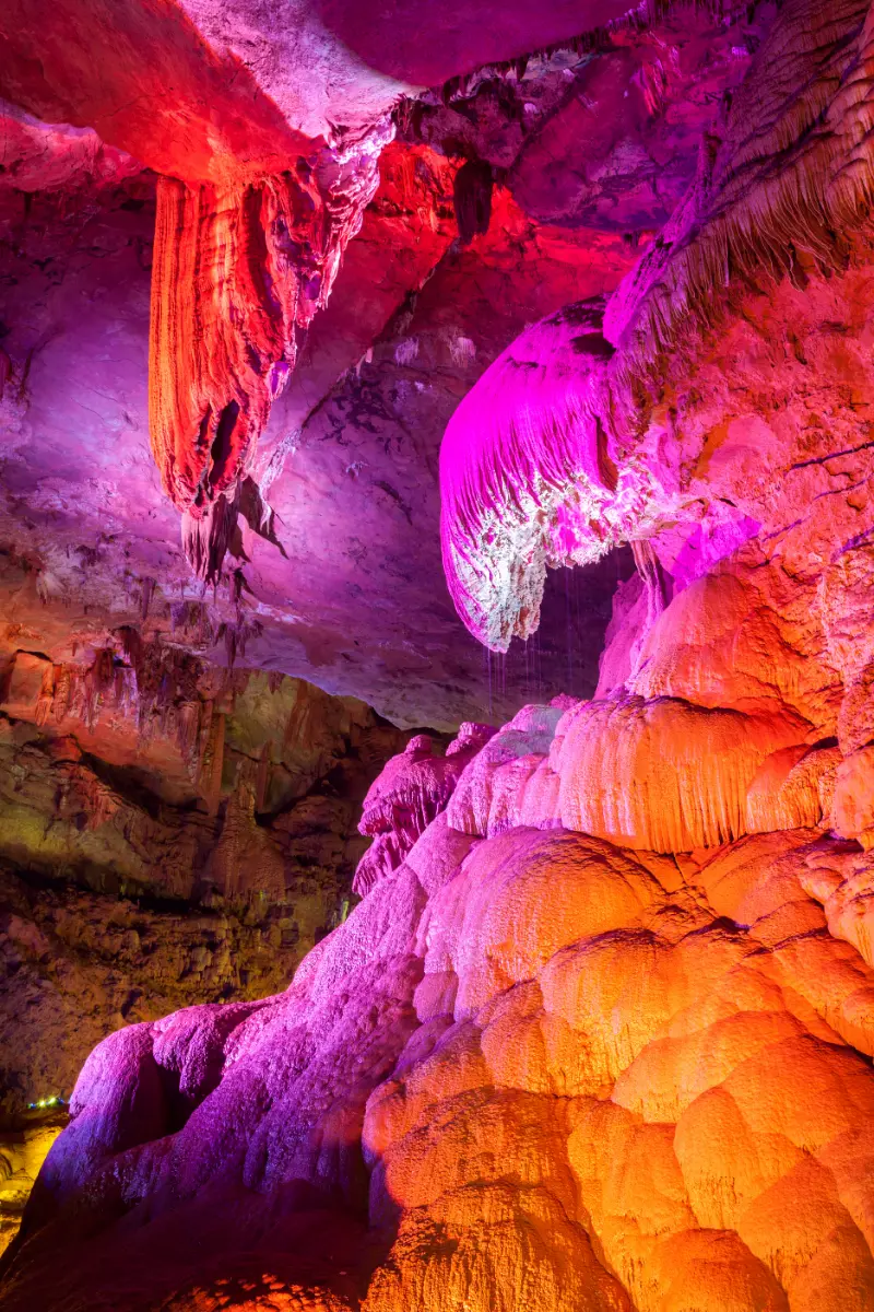 Drypstensgrotterne Cuevas de Arta, i byen Canyamel, Mallorca.