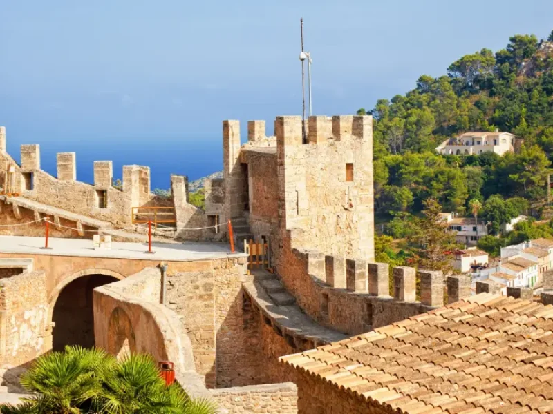 Castell de Capdepera, en borg fra Middelalderen i Capdepera by på Mallorca.